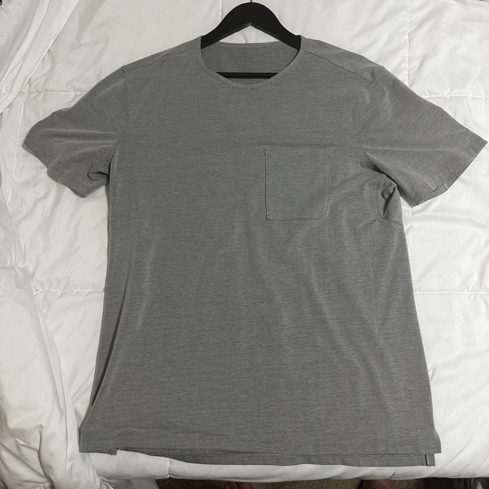 Lululemon Chest Pocket Relaxed-Fit T-Shirt [Graphite Grey/White -  XL]